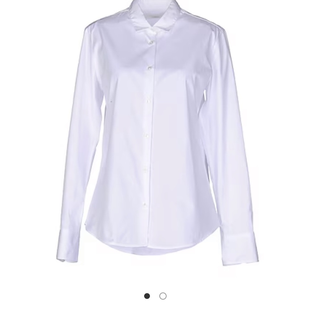 Lareida never worn white blouse